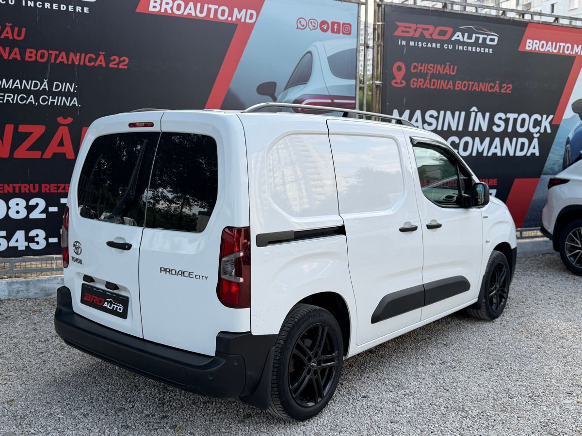 Toyota Proace City